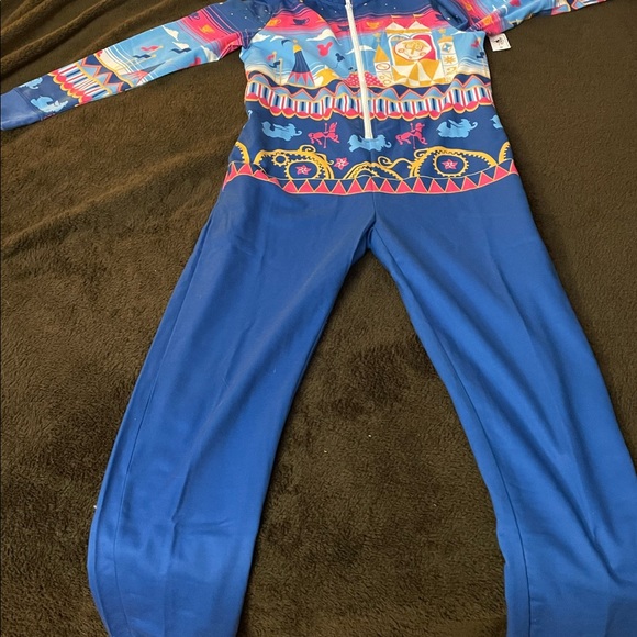 Disney It’s a Small World Onesie pajama - Picture 3 of 5